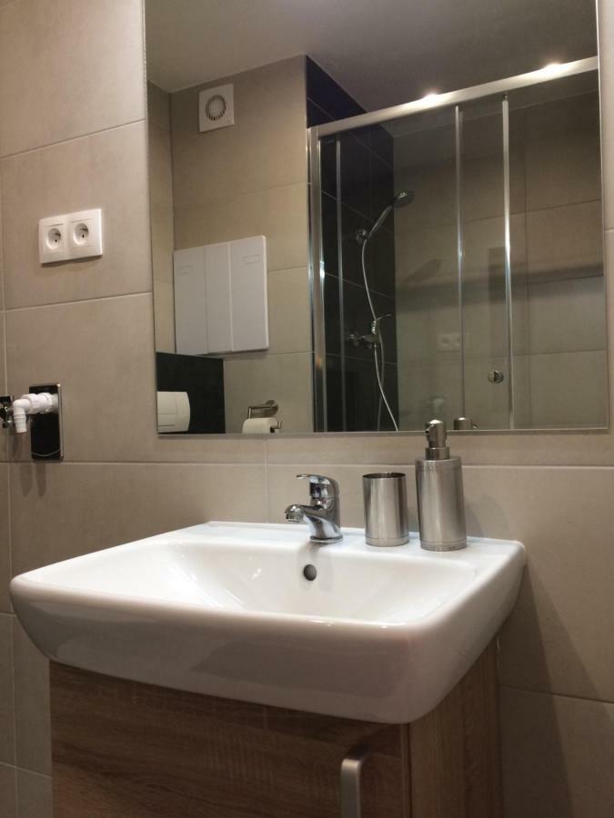 Apartment Poprad Bagian luar foto