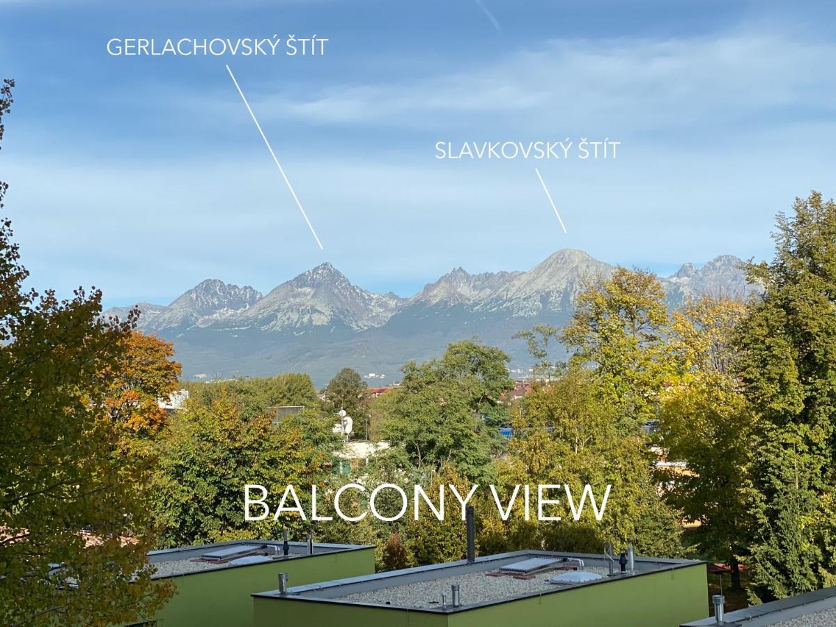 Apartment Poprad Bagian luar foto